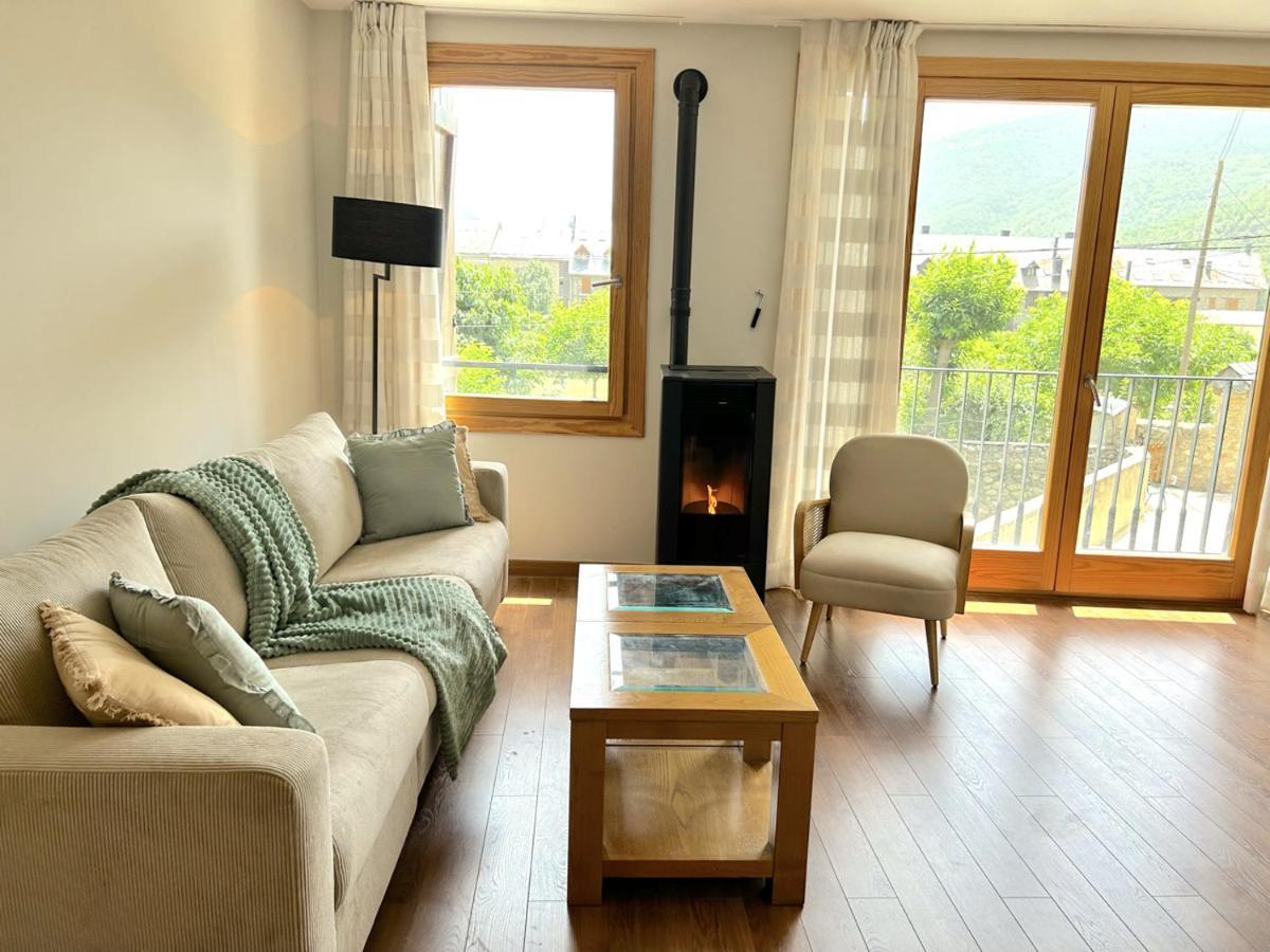 Apartament Al Centre D'Esterri Amb Vistes Uniques By Rural D'Aneu Естери д'Анеу Екстериор снимка